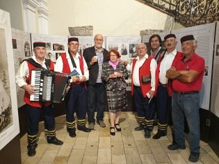 ОЖИВЕЛИ МАТЕРЊИ ЈЕЗИК КРАЈИШНИКА