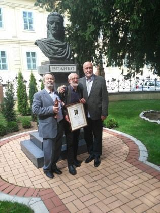 ПЕСНИК КОЈИ ЈЕ ЖИВОТОМ ЗАЛЕГАО ЗА СВАКИ СВОЈ СТИХ