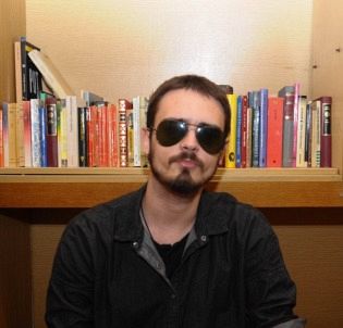 ПЕСНИКУ БРАНКОВОГА КОЛА, РАСТКУ ЛОНЧАРУ, И НАГРАДА ''МАТИЋЕВ ШАЛ''