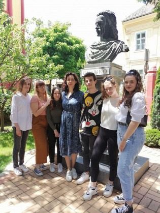 АЛИ МИ СМО КАРЛОВАЧКИ ЂАЦИ...