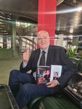 ПОНОВО НА РТС-у ПРЕДСТАВЉАЊЕ ДВЕЈУ КЊИГА НЕНАДА ГРУЈИЧИЋА У СЛАВУ ДВА ВЕКА ОД РОЂЕЊА БРАНКА РАДИЧЕВИЋА