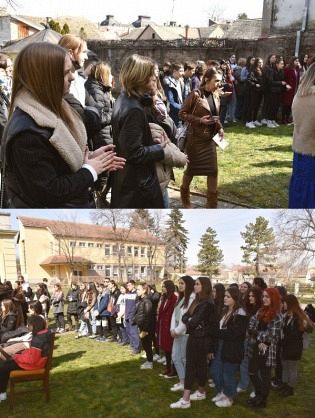 МЛАДОЛИКА ПУБЛИКА БРАНКОВОГА КОЛА