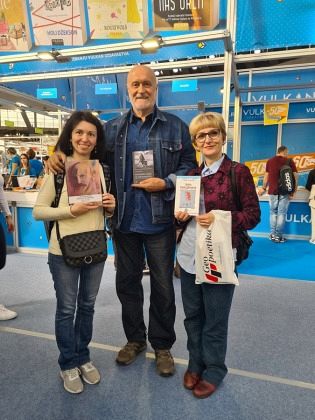 КЊИГЕ ИМАЈУ СВОЈЕ СУДБИНЕ