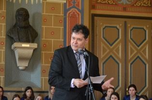 СЛОВО ЗАХВАЛНОСТИ БОШКА СУВАЈЏИЋА У ИМЕ ПЕСНИКА НАГРАЂЕНИХ „ПЕЧАТОМ ВАРОШИ СРЕМСКОКАРЛОВАЧКЕ“