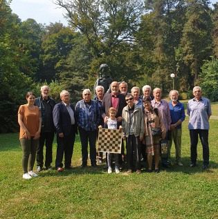 ПЕСНИЧКИ ТУРНИР У ШАХУ