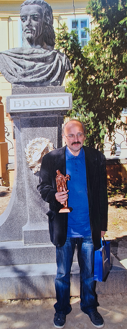 ЈЕДНО ЋУ ВРЕМЕ БИТИ С ВАМА: ОДЛАЗАК ВЛАДИМИРА ЈАГЛИЧИЋА