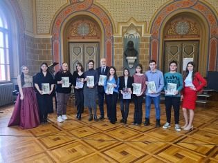 О ЧУВЕНОМ ЛИСТУ "БРАНКО" КАРЛОВАЧКЕ ГИМНАЗИЈЕ